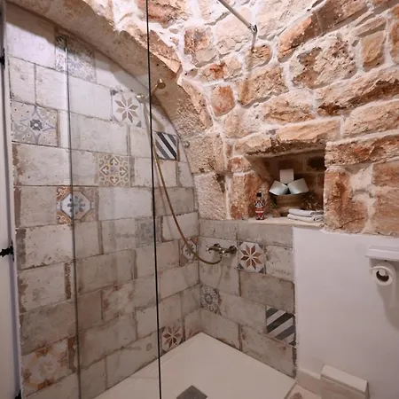 Trulli Di Thomas Con Piscina Hotel apartamentowy 3*