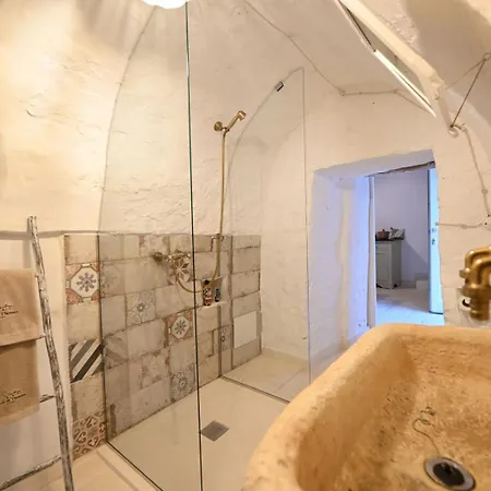 Trulli Di Thomas Con Piscina 3*